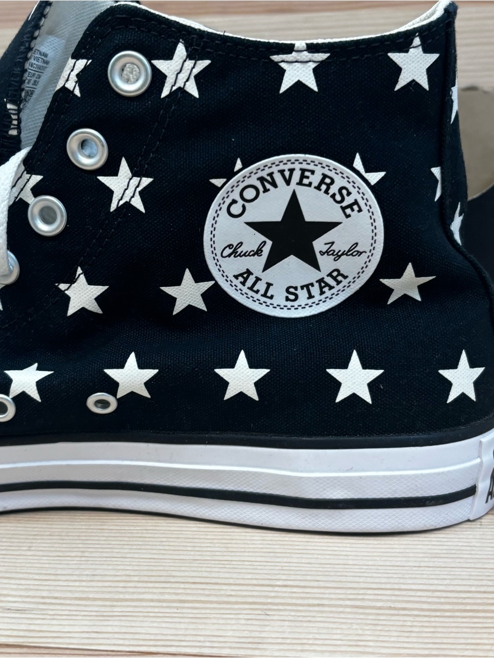 Converse Chuck Taylor All Star High Celestial Star Print Black White Men’s 11 - Picture 2 of 6